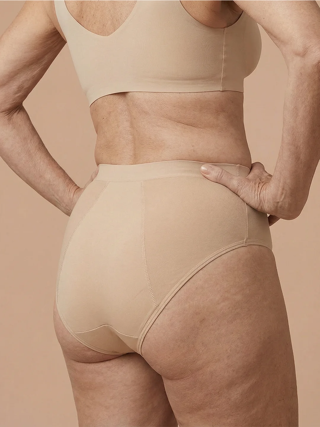 Saumaton Brief | Kevyt virtsankarkailuun | Erittäin pehmeä & saumaton | 100% vuotosuoja & luomupuuvilla | Apricot