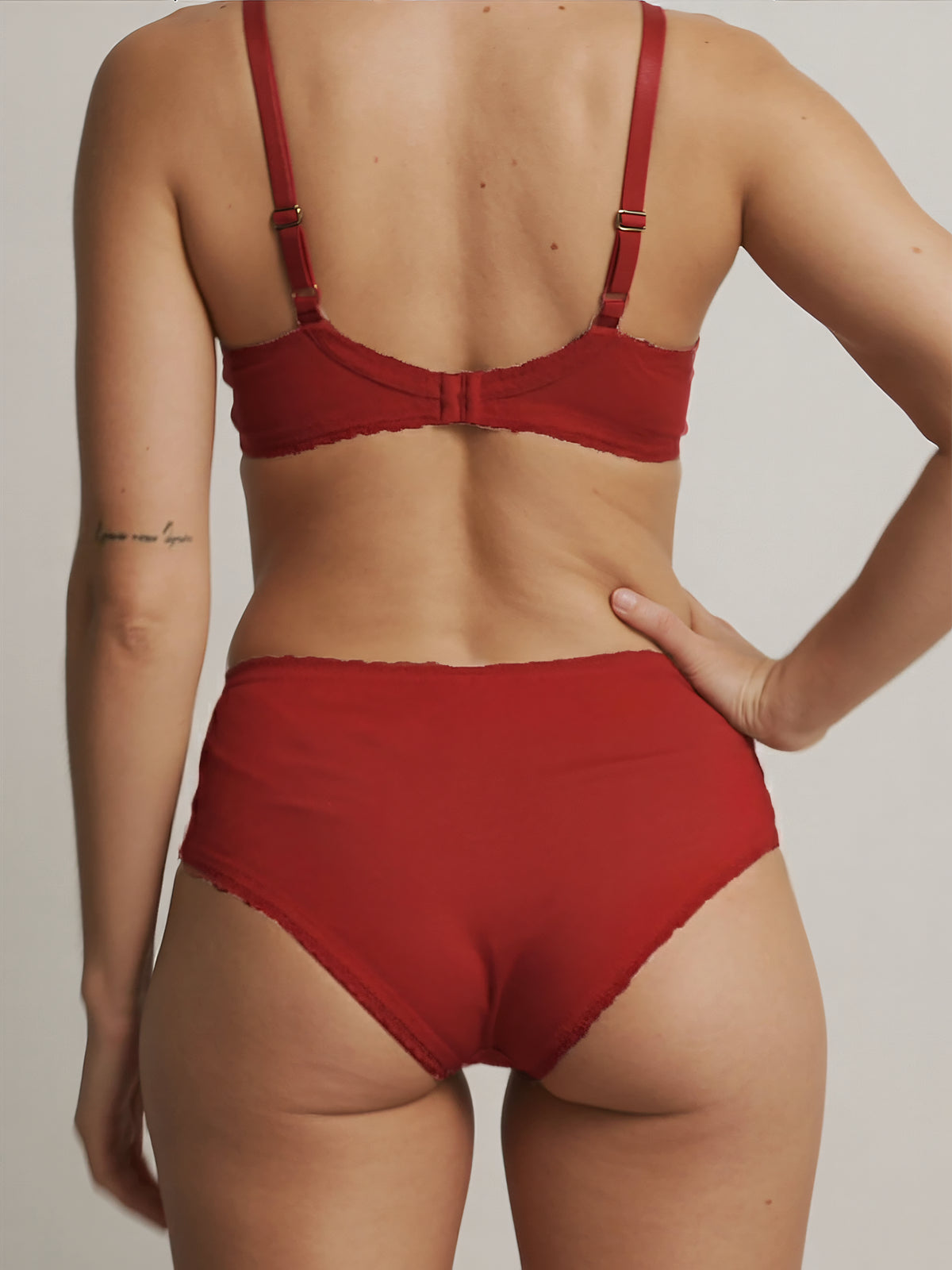 Everyday Brief - Algodão orgânico | 100% à prova de fugas, dia e noite | Vermelho | Cuecas menstruais