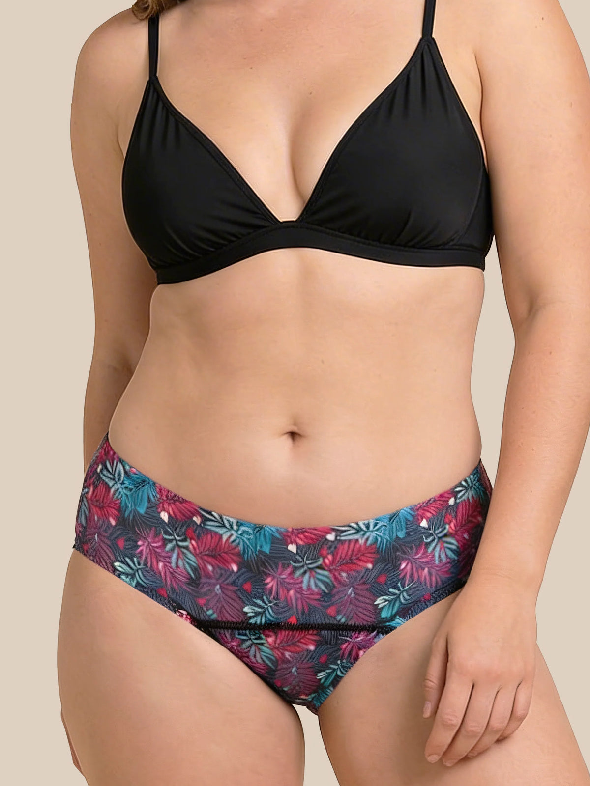 List dotyczący pływania podczas menstruacji | Bardzo intensywny | 100% szczelność | Kwiatowy