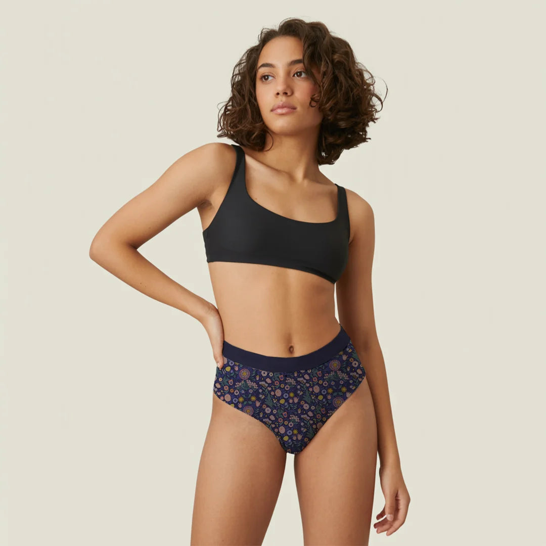 Oendies SoftShield - Bloemenpatroon V1 - Menstruatie ondergoed tieners