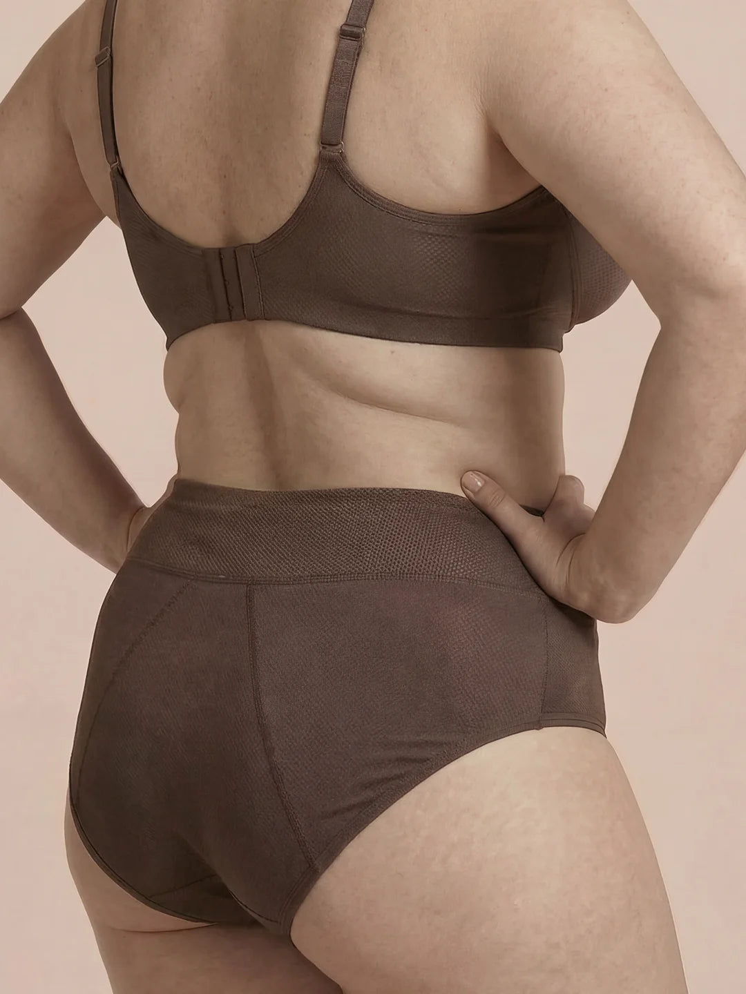 Classic Brief | 100% vuotosuoja, päivä & yö | Ruskea | Kuukautisalushousut