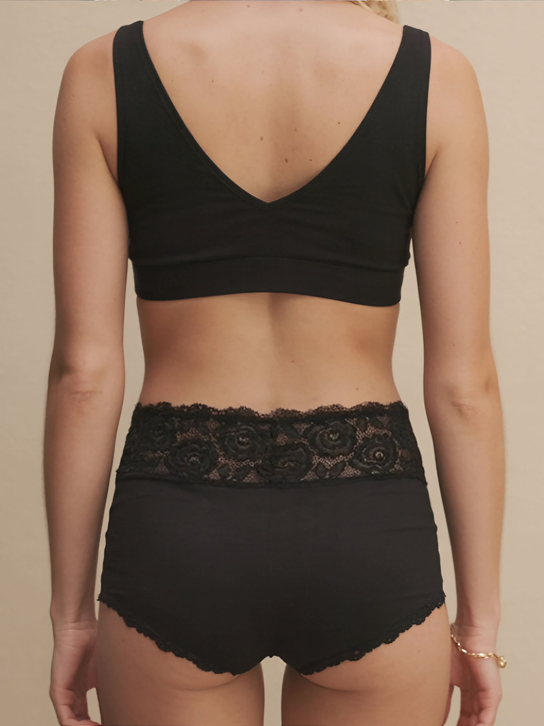 Classic Brief | Elegancka koronka | 100% ochrony przed przeciekaniem | Majtki menstruacyjne