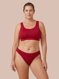 Naadloze Brazilian | Licht urineverlies | Ultra zacht & naadloos | 100% lekvrij & Organisch Katoen | Rood