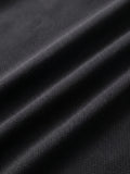 Classic Brief, close-up van de zwarte stof